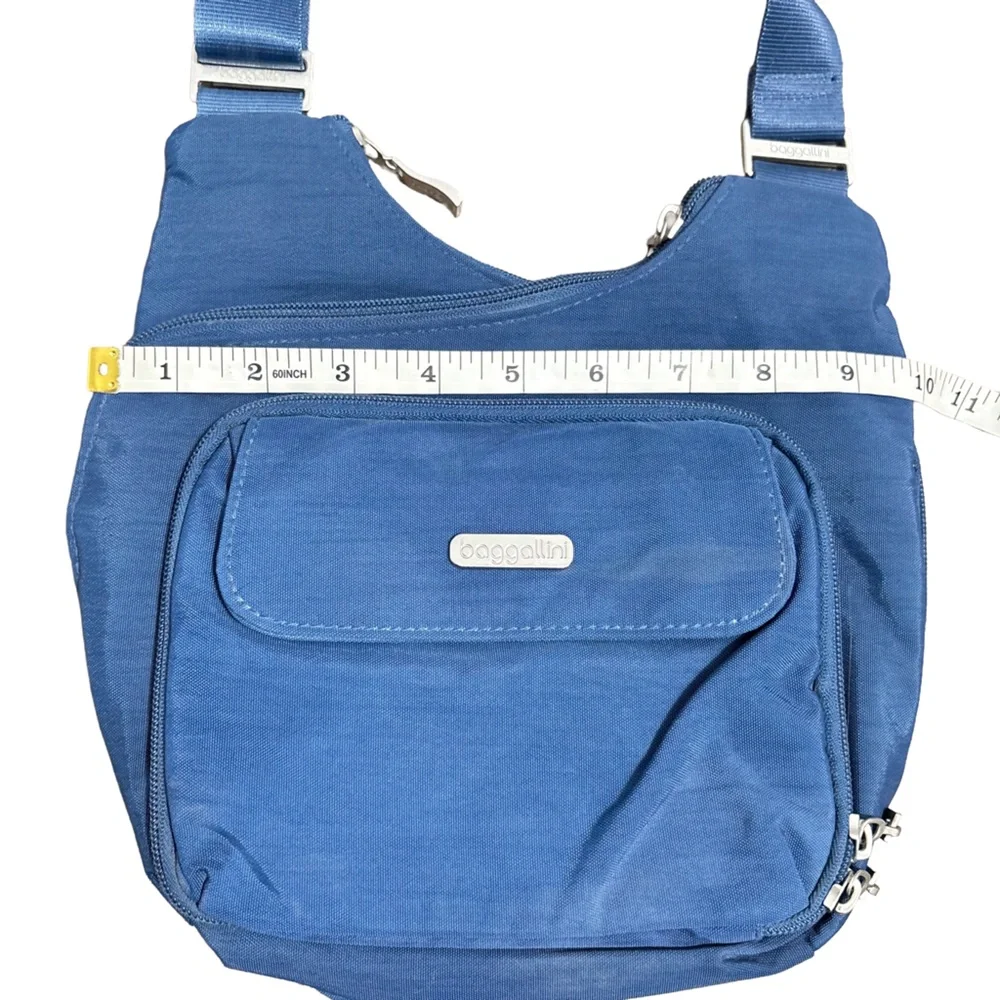 Baggallini Criss Cross Crossbody Bag – Pacific Blue – Utility Chic / Gorpcore